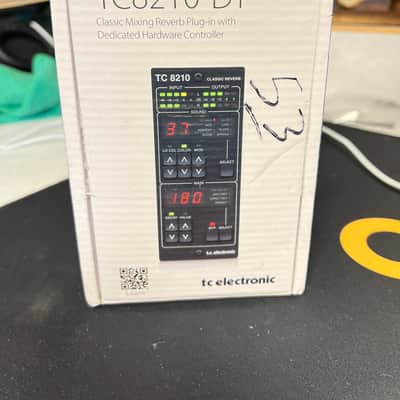 TC Electronic 8210 DT 2020’s - Black image 1