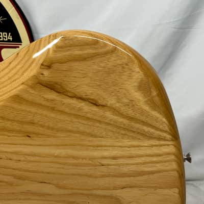 Fender Deluxe Jazz Bass V 5-String Electric Bass image 12