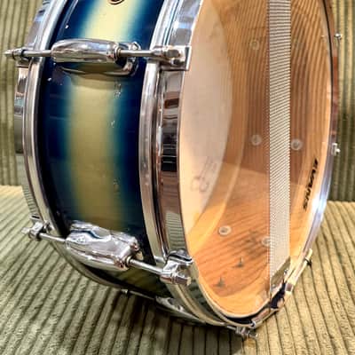 Vintage 1958 Slingerland Radio King Student Model 5.5x14 8-Lug Snare — Blue/Silver Duco — Dated Shell, New Evans Heads (Video Demo) image 4