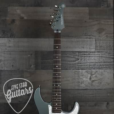 Yamaha Pacifica PAC612VIIX - Mist Green image 4