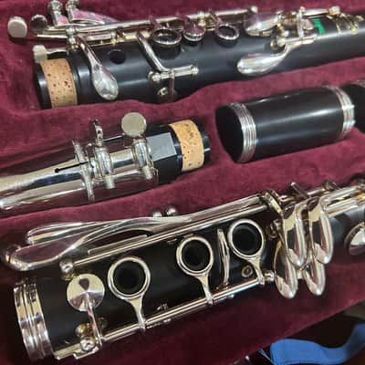 Buffet Crampon R-13 Professional Bb Clarinet, 2009, Silver-Plated Keys image 4
