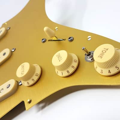 Carparelli 9-Way Strat Wiring Mod – Fully Loaded Pickguard, Vintage Single Coils, CTS Pots image 2