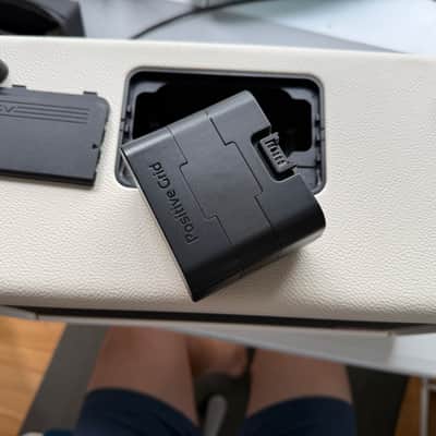Positive Grid Spark 2 with battery and pedal image 4
