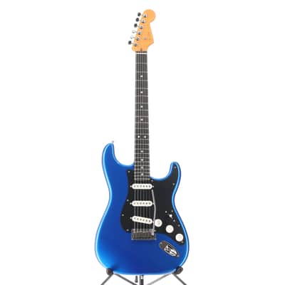 Fender American Ultra II Stratocaster, Ebony Fingerboard,  Noble Blue (N8)(31560) (31560) image 5