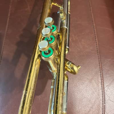 York National Bb trumpet (1955) SN 197094 (Model 105) image 8