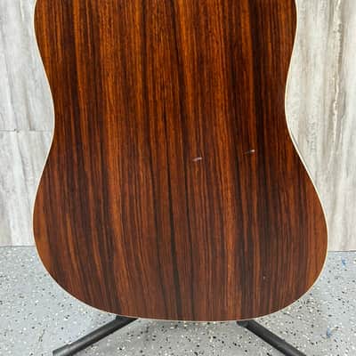 Taylor 210e with ES-T Electronics 2012 - Natural image 6