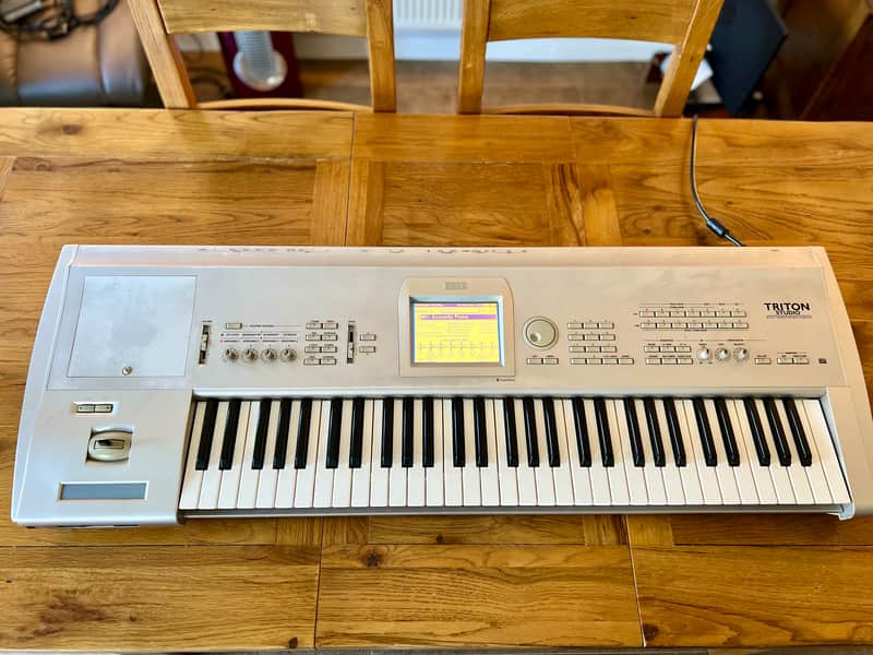 Korg Triton Studio 61-Key 120-Voice Polyphonic Workstation 2002 - 2005 - Silver image 1