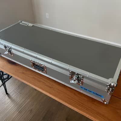 Pedaltrain Terra 42 with Wheeled Tour Case image 4