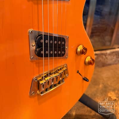 1993 Gibson Nighthawk - Natural Amber Finish | All Original | 6.6 lbs | w/ HSC image 3