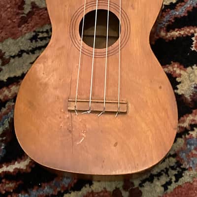 Regal Soprano Ukulele ‘40s-50s image 4