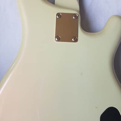yamaha motion bass Left Handed (Medium Scale) Lefty Rare image 11