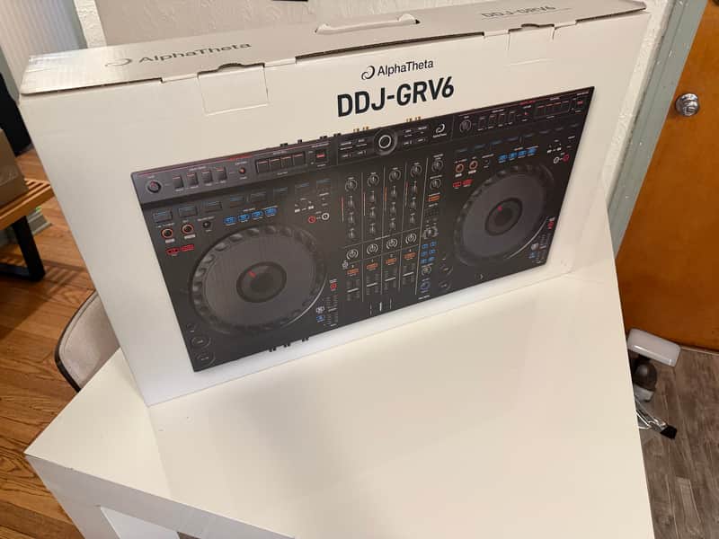 AlphaTheta DDJ-GRV6