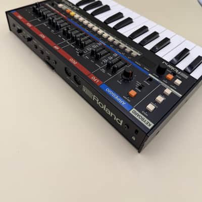 Roland JU-06A Boutique Series Synthesizer Module 2019 - Present - Black image 2