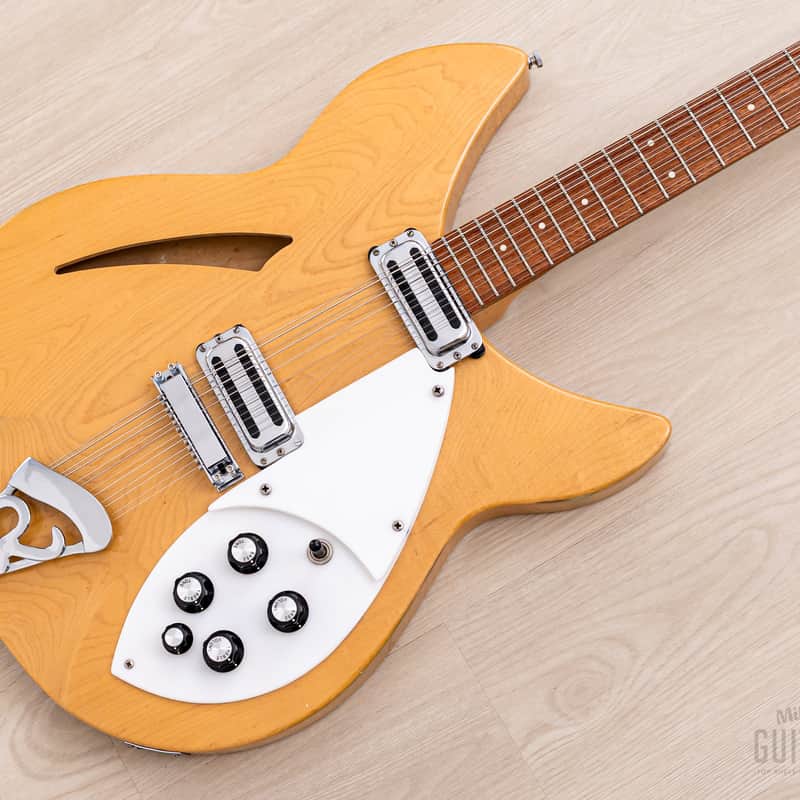 1966 Rickenbacker 330/12 Mapleglo
