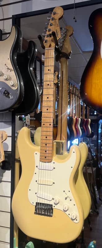 Squier Stratocaster Standard 1983 / 1986 - Olympic White image 1