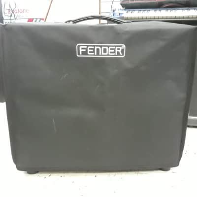 Fender BassBreaker 15 w/ cover - Consignment image 4