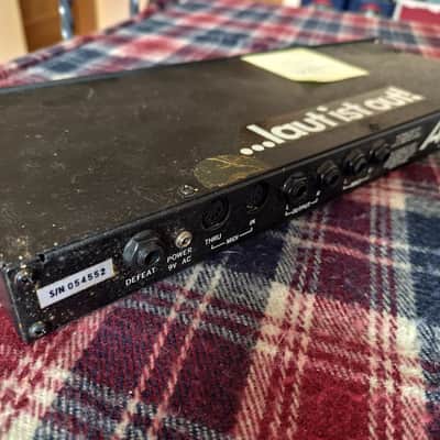 Alesis Midiverb II 16-Bit Digital Effects Processor 1990s - Black image 2