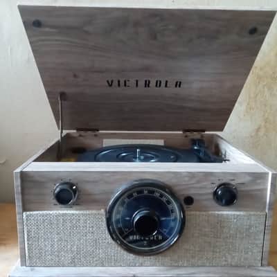 VICTROLA VTA 245B 2018 Marmol Cream Wood image 2