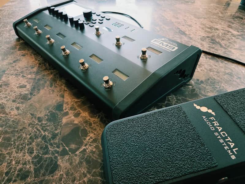 Fractal Audio FM9 Amp Modeler / FX Processor 2021 - 2023 - Black image 1