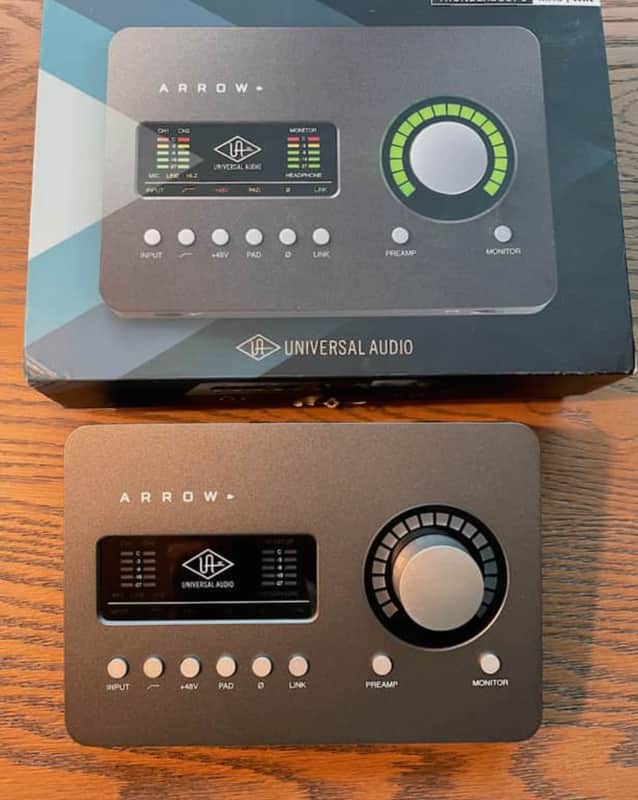 Universal Audio Arrow 2x4 Thunderbolt 3 Interface with Solo