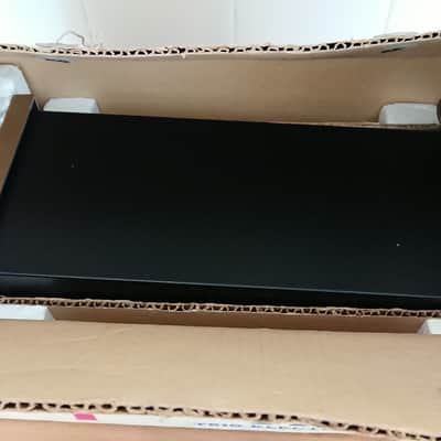 TRIO (KENWOOD) KF-6011 Solid State Audio Denoiser - In the original box image 3