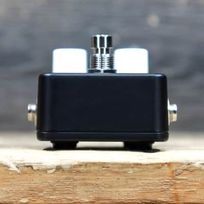 Electro-Harmonix Oceans 11 Reverb 11-Different Reverb Type Compact Effect Pedal image 7