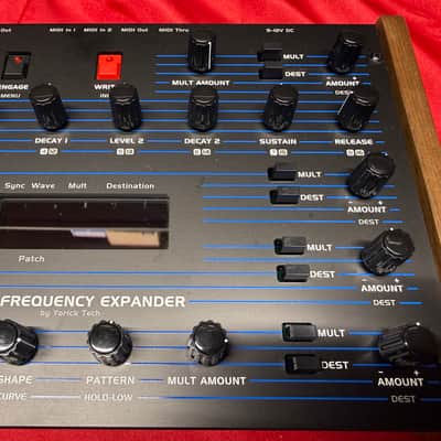 Yorick Tech Low Frequency Expander LFE / OB-6 Frontpanel + CV Option image 3