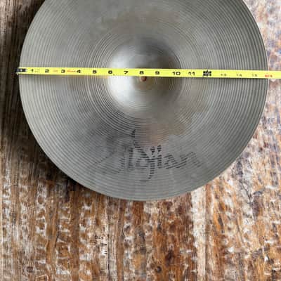 Zildjian 16" A Series Rock Crash Cymbal 1982 - 2017 Traditional image 2