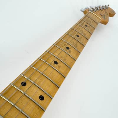 1991 Fender Squier Hank Marvin Japan Stratocaster – Fiesta Red image 6