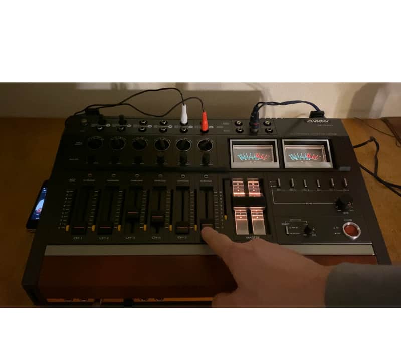 1979 JVC Victor MI-5000 mixer in the box, complete and appears
