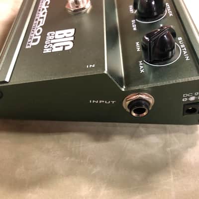 Rocktron Big Crush Compressor Effect Pedal image 3