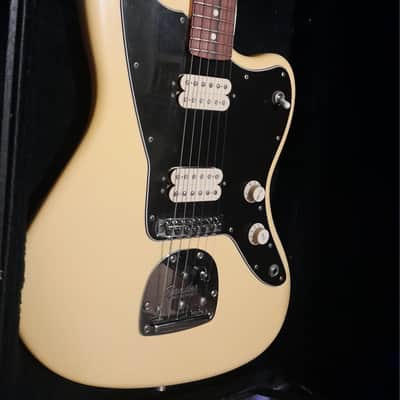 Fender Player Jazzmaster HH with Pau Ferro Fretboard 2018 - Present - Buttercream image 1