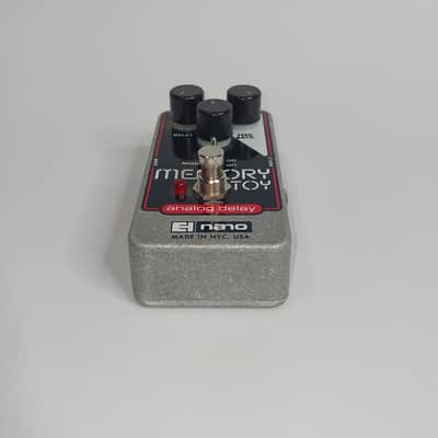 Electro-Harmonix Memory Toy Analog Echo / Chorus in Box image 10
