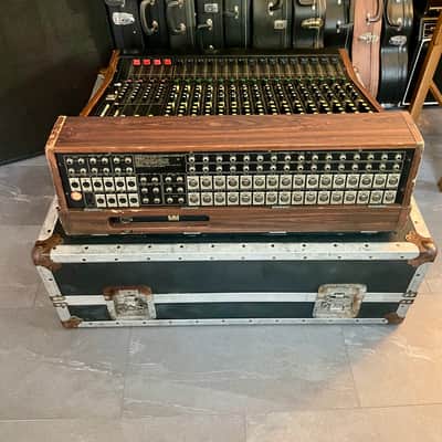 Yamaha M916 "Japa-Neve" Vintage Recording Console | Fully Restored & Recapped | 16 CAPI/API-Style Transformer-Balanced Direct Outs - Headbangers Mod. | External Rackmount Power Supply image 9