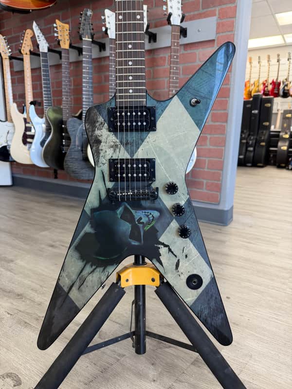 Washburn Dime36 G16 Skull Graphic image 1