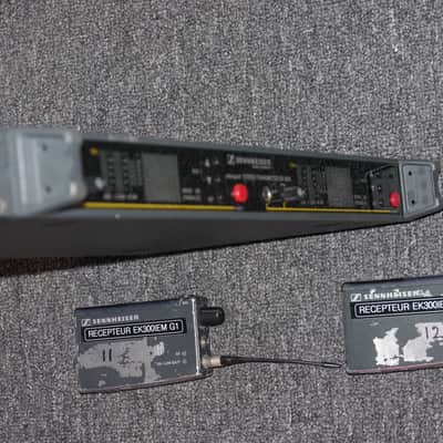 Sennheiser Stereo Transmitter SR3506 and 2 Stereo Receivers image 14
