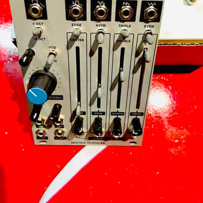 Sputnik Modular Variable Waveform Generator 2022 - Present - Silver image 4