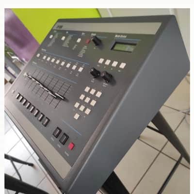 E-MU Systems SP-1200 8-Voice Drum Sampler 1987 - 1996 - Black image 3