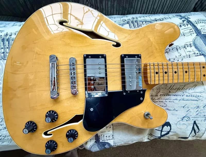 Fender Modern Player Starcaster | Reverb Canada