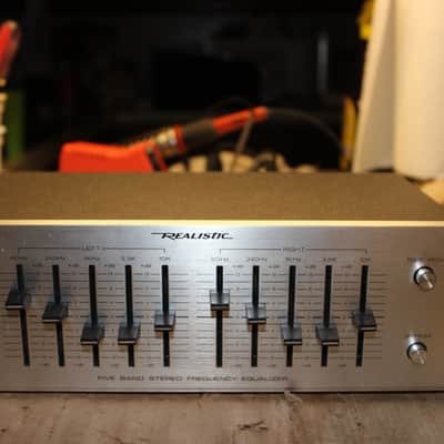 Restored Realistic 31-1988 5 band Graphic Equalizer (3) image 3