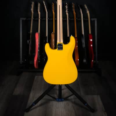 Squier Sonic Stratocaster  - Limited Edition Graffiti Yellow image 5