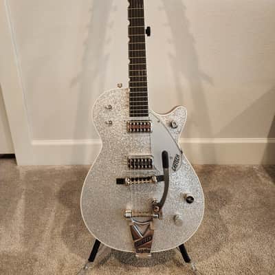 Gretsch G6129T Silver Sparkle Jet guitar image 2