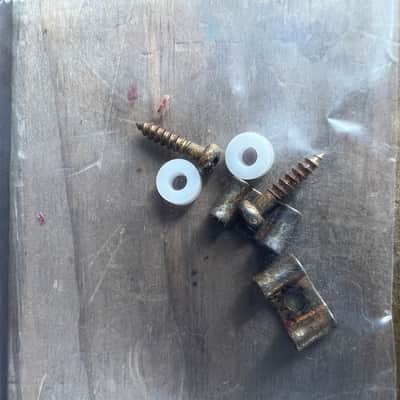 Real Life Relics Aged Nickel Vintage String Tree Retainer 2 pack W Vinyl Bushings   [AD10]