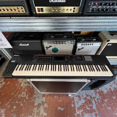 Roland   Fantom 08 + Bag
