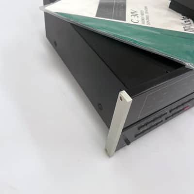 McIntosh C 31V Stereo Solid State Preamp and Video Switch 1987 - 1989 - Black image 9
