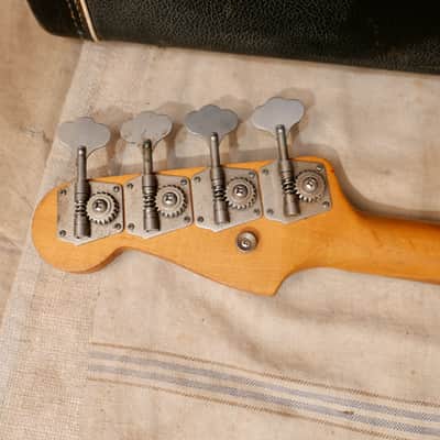 Fender Precision Bass 1965 - Candy Apple Red - Refin image 12