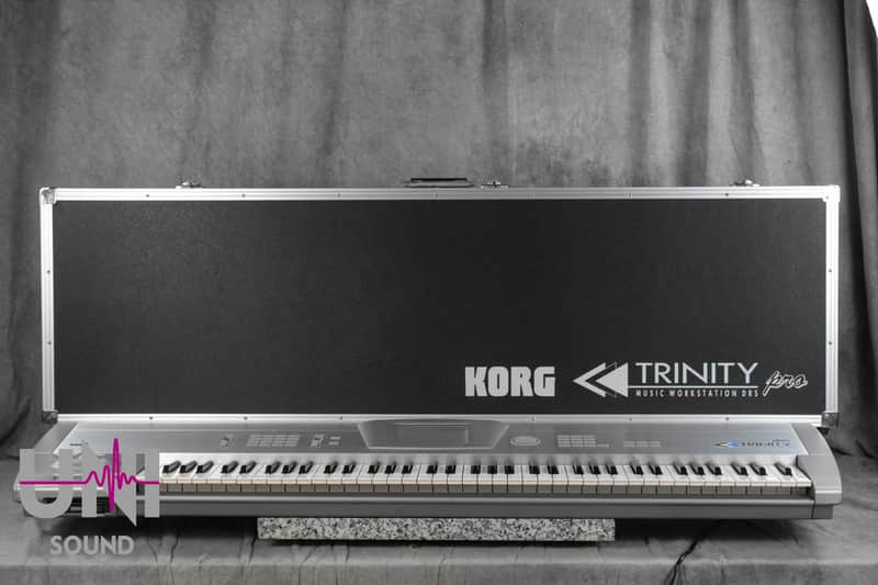 Korg Trinity Pro 76-Key 32-Voice Polyphonic Workstation (1996