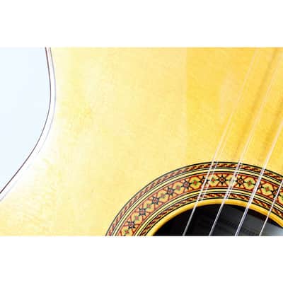 Yamaha GC82 Handcrafted Classical Guitar Regular Spruce image 6