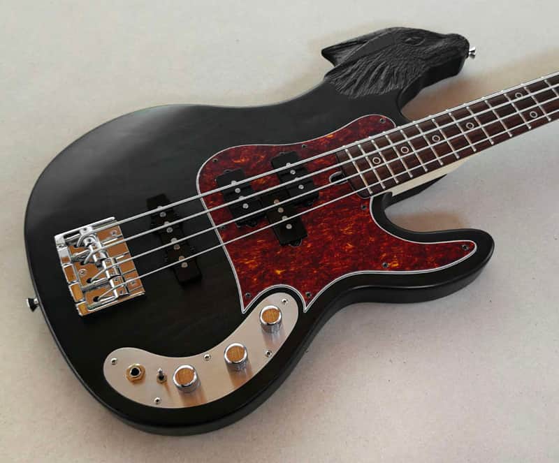 NAGEL Guitars E-Bass Classic Dragonhead image 1
