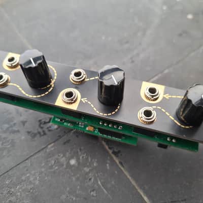 XOXO Modular Makrophonie Triple Preamp and Distortion [USED] - for contact mics / piezo transducers image 4
